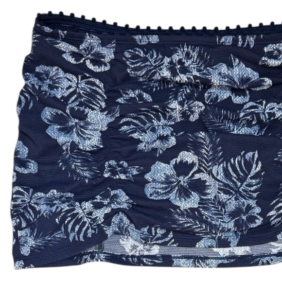 Tommy Bahama Island Cays Chambray Blossom Skirted Hipster - Picture 4 of 10